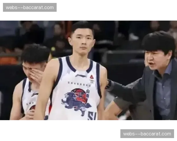 福建浔兴末节失误葬送好局 陈林坚外线失准影响进攻空间创造